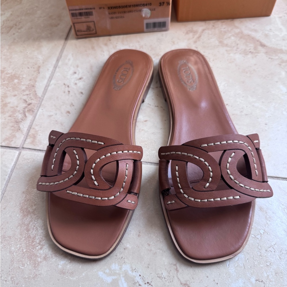 Tod's Brown Leather Sandal